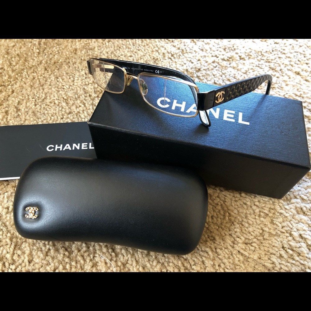 1000% Chanel Opticals - Picture 2 of 5